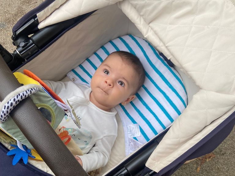 Carritos y sillas de paseo de alquiler para bebés y niños en Madrid